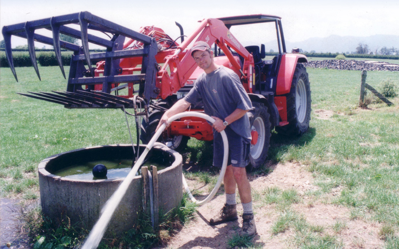 Hydraulic pump is ideal for cleaning and emptying farm water troughs