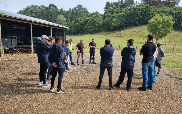 Argentine Farmers Touring New Zealand